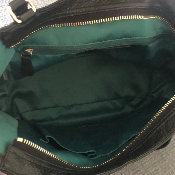 SOLD Park Leather Carrie Tote - Picture 3 of 8